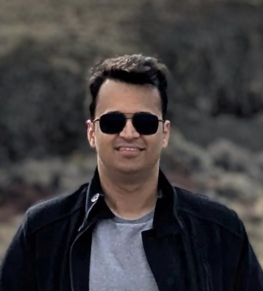 Abhishek's Headshot